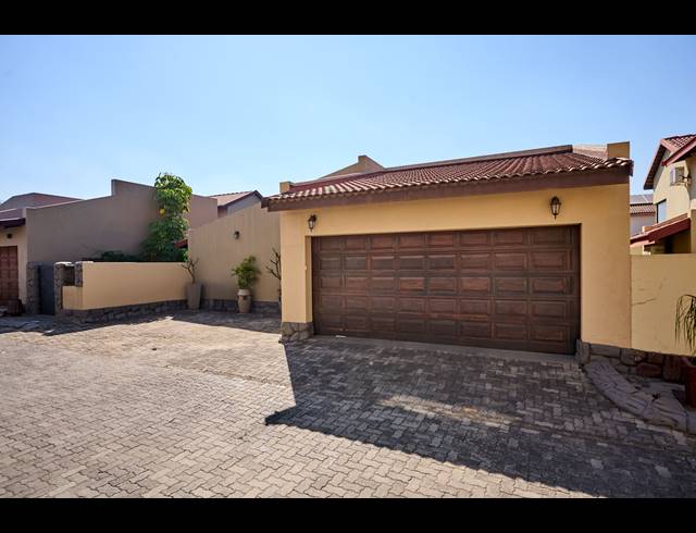 3 BEDROOM HOUSE FOR SALE IN BARBEQUE DOWNS